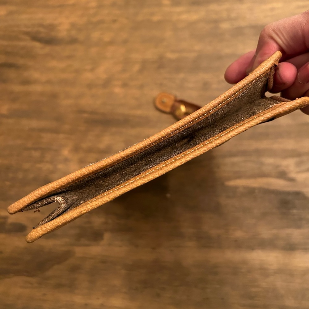 Authentic Vintage Gucci GG Monogram Clutch Bag Tan / Brown - Picture 9 of 15